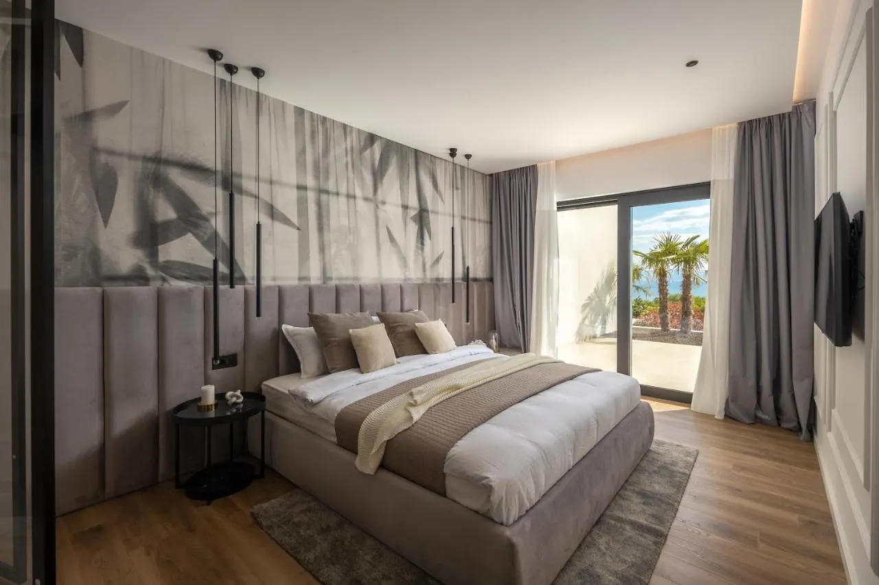 Villa Ameli Apartment With Swimming Pool Rijeka
