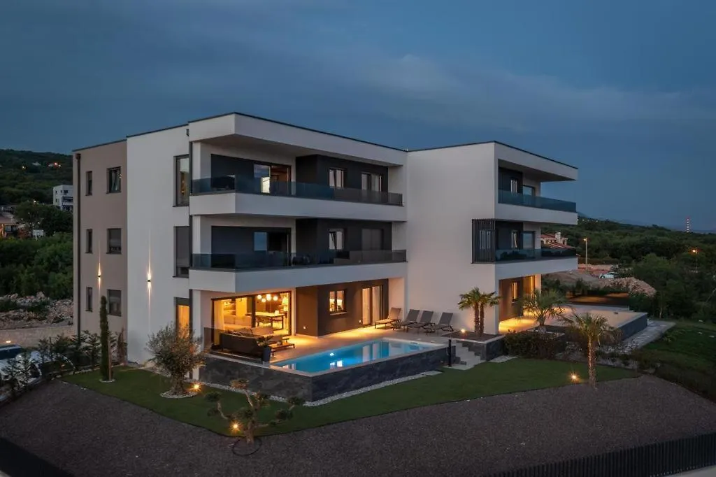 Villa Ameli Apartment With Swimming Pool Rijeka