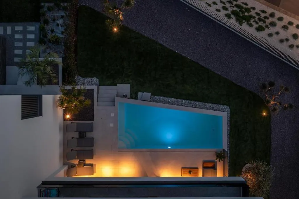 Villa Ameli Apartment With Swimming Pool Rijeka