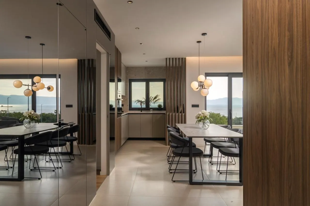 Villa Ameli Apartment With Swimming Pool Fiume Croazia